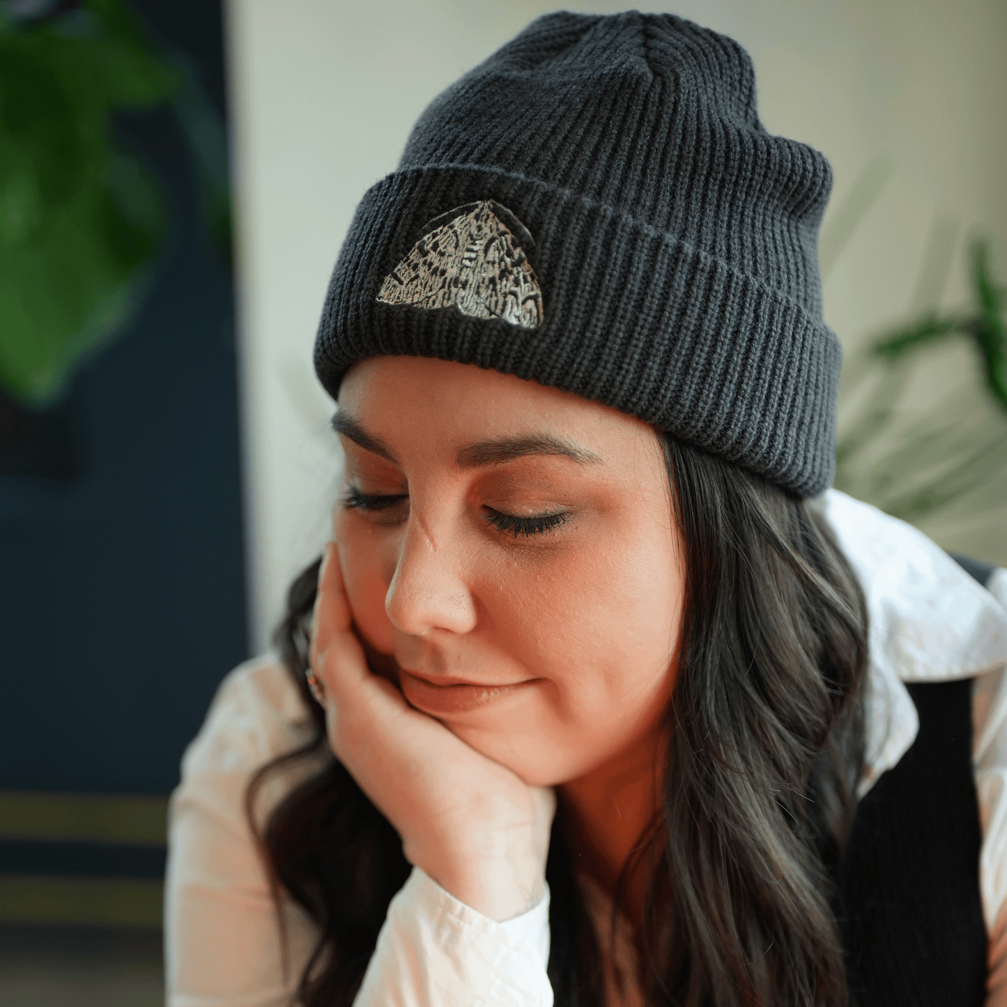 The Moth Cable Beanie - Dark Grey